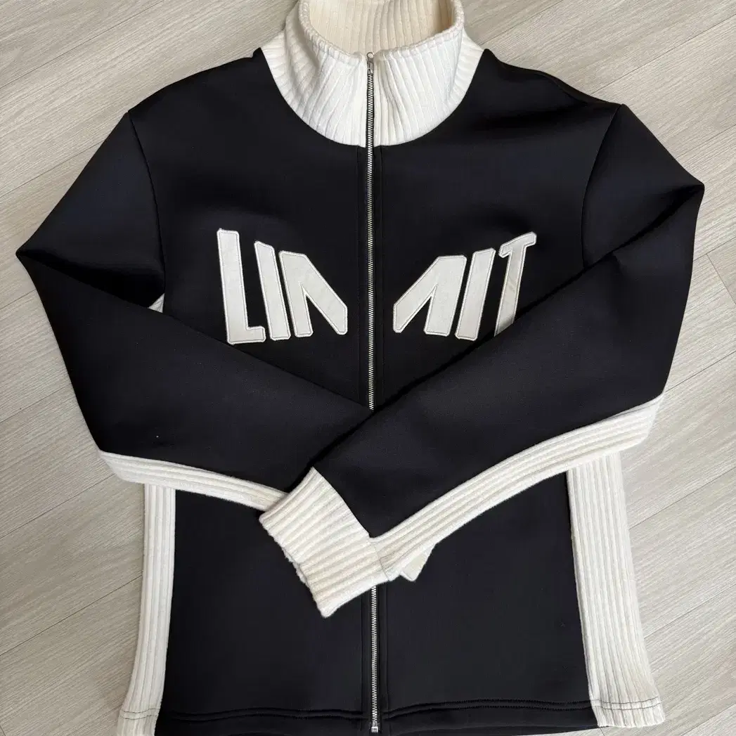 LEEY LIMIT Jersey (엘이이와이)