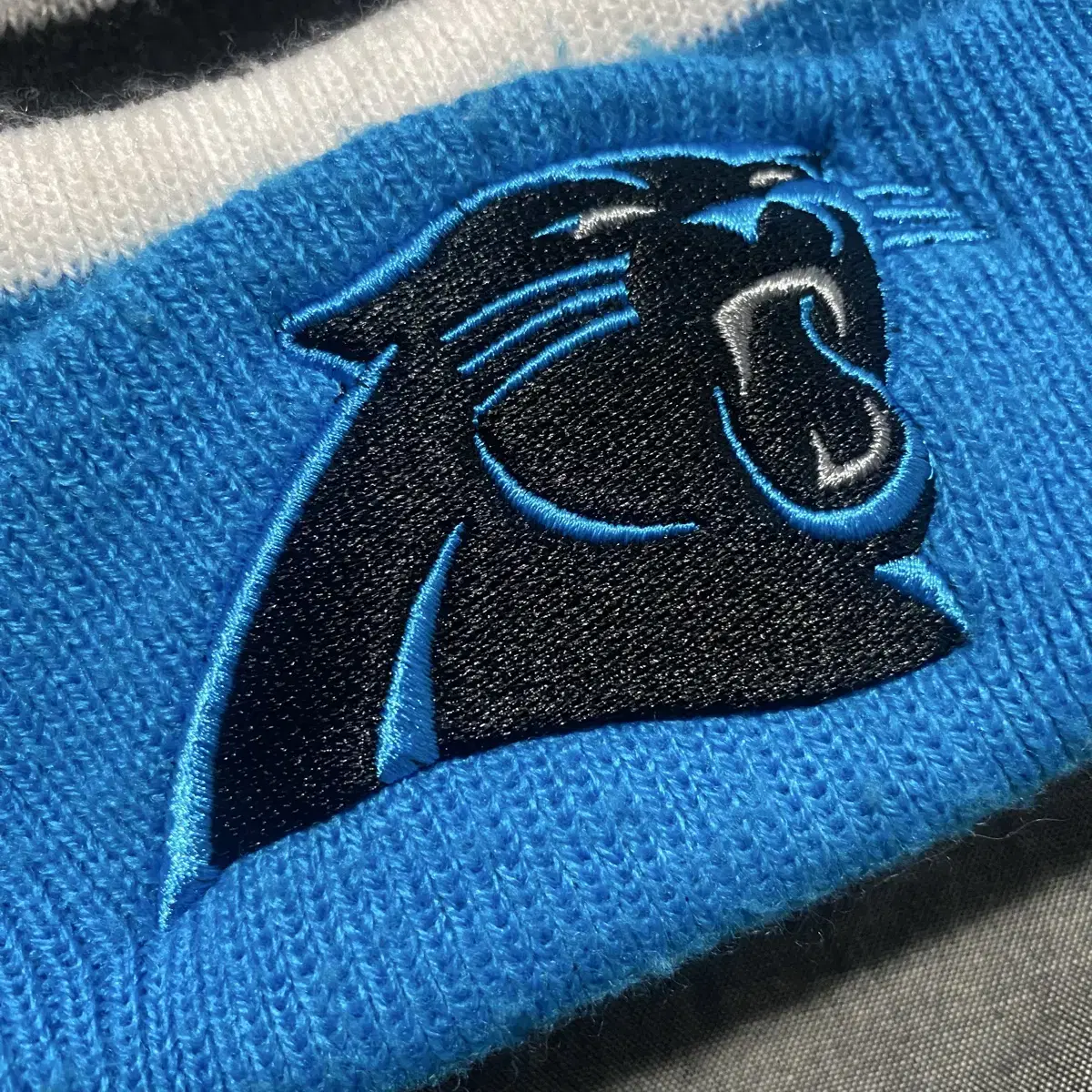 NFL Carolina Panthers Pom Beanie Sz O/S