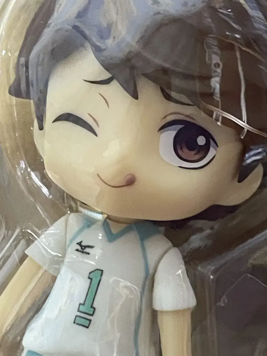 Today only 2.5 haikyuu Oikawa Nendoroid wts.