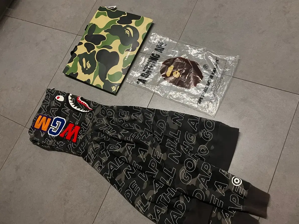 Vape Text Camo HoodieZip Up