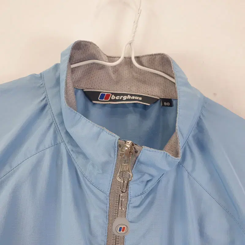 E7215 BERGHAUS 여90 바람막이 봄가을 자켓/더크