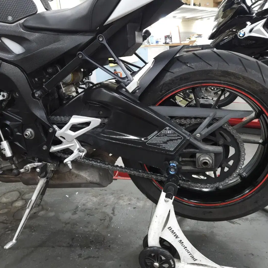 bmw s1000r