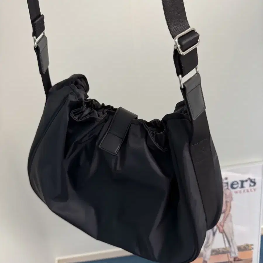 해칭룸 가방 Wavy Bag High Density Nylon Black