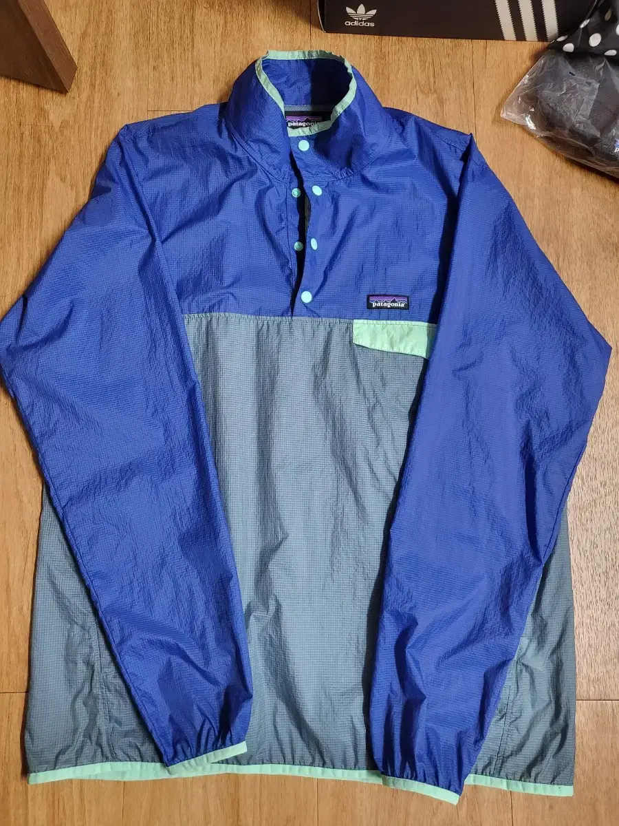 JapanPatagonia Anorak Windbreaker