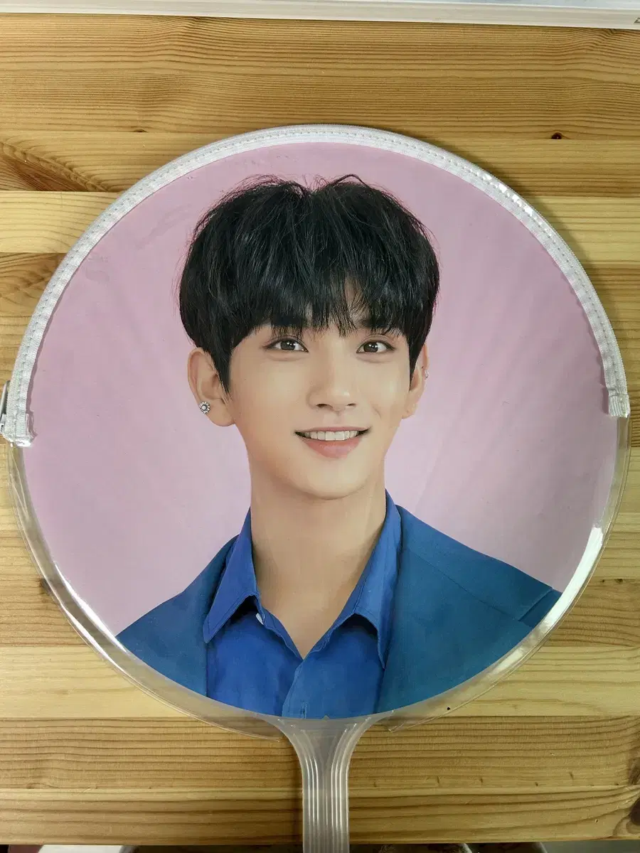 Seventeen joshua wuchiwa Caratland + Cover