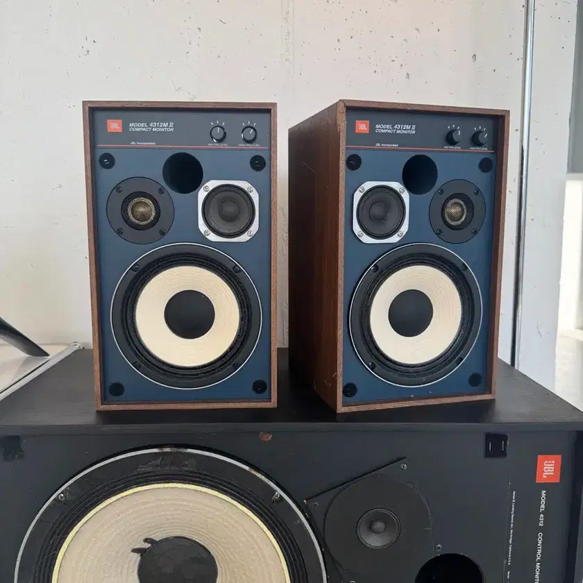 JBL jbl 4312 M2 compact monitor speaker #jbl4312m,#4312on Bunjang ...