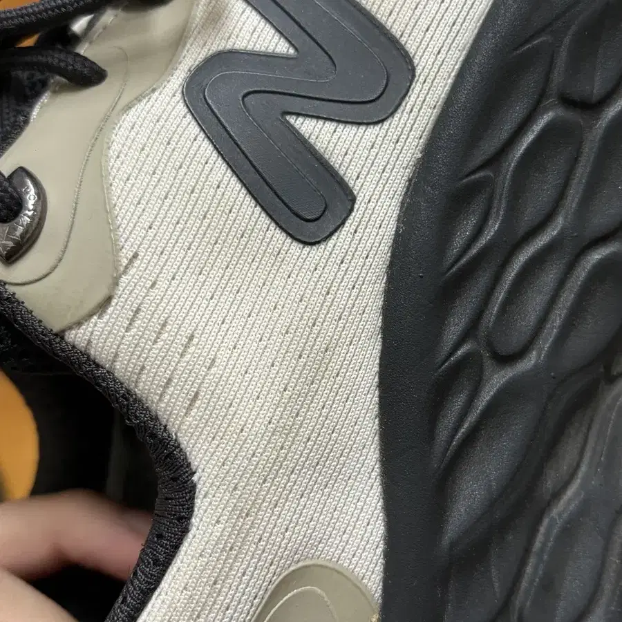 뉴발란스 x District Vision Fresh Foam X v3