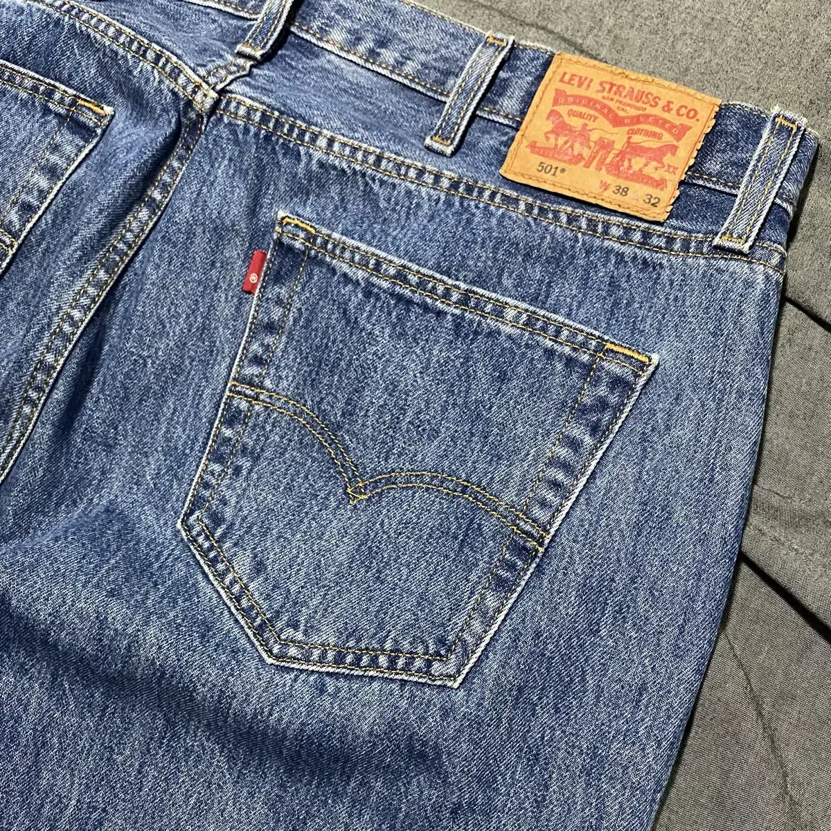 Levis 501 Denim Pants