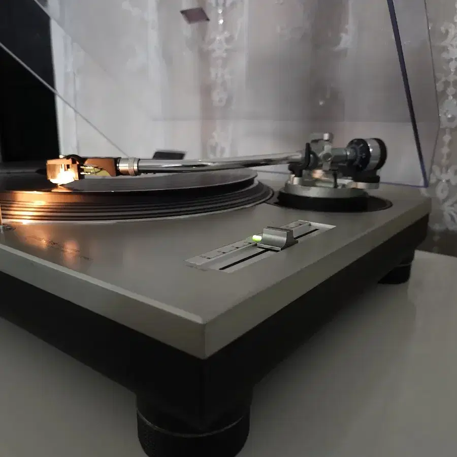 Technics 턴테이블 SL-1200MK2