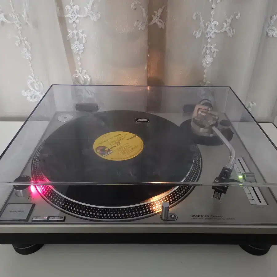 Technics 턴테이블 SL-1200MK2