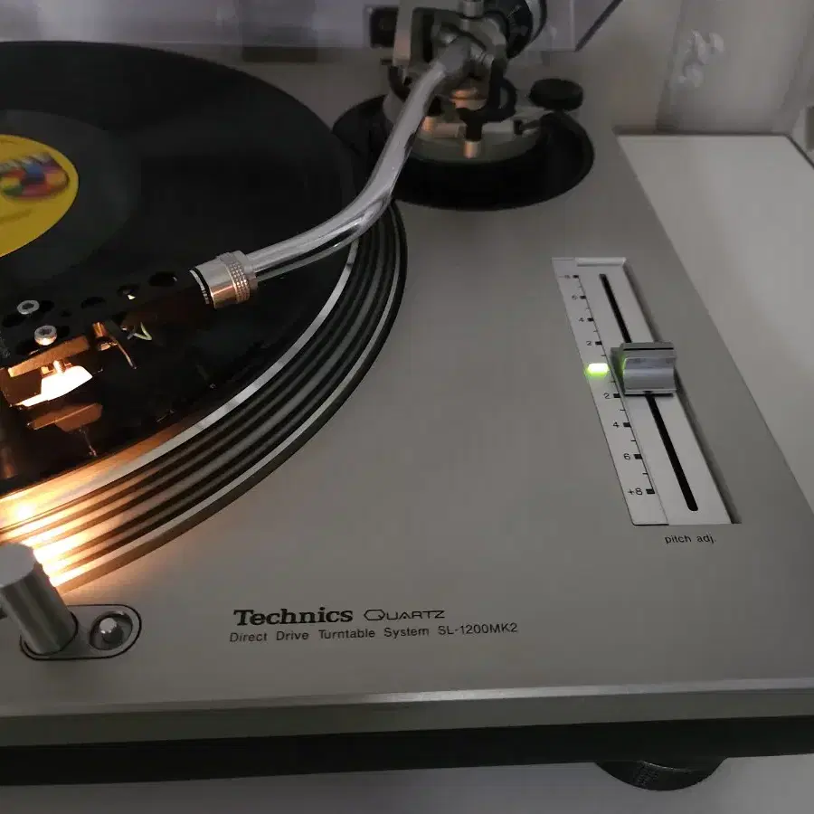 Technics 턴테이블 SL-1200MK2