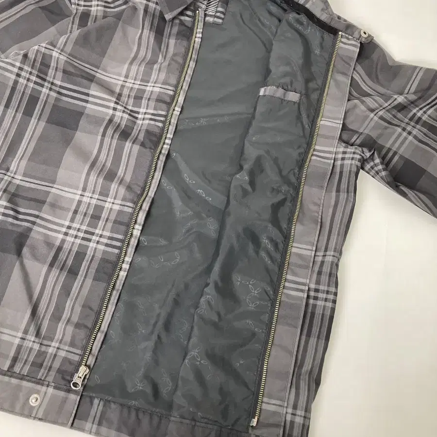 00s Oakley Plaid Nylon Shell Jacket