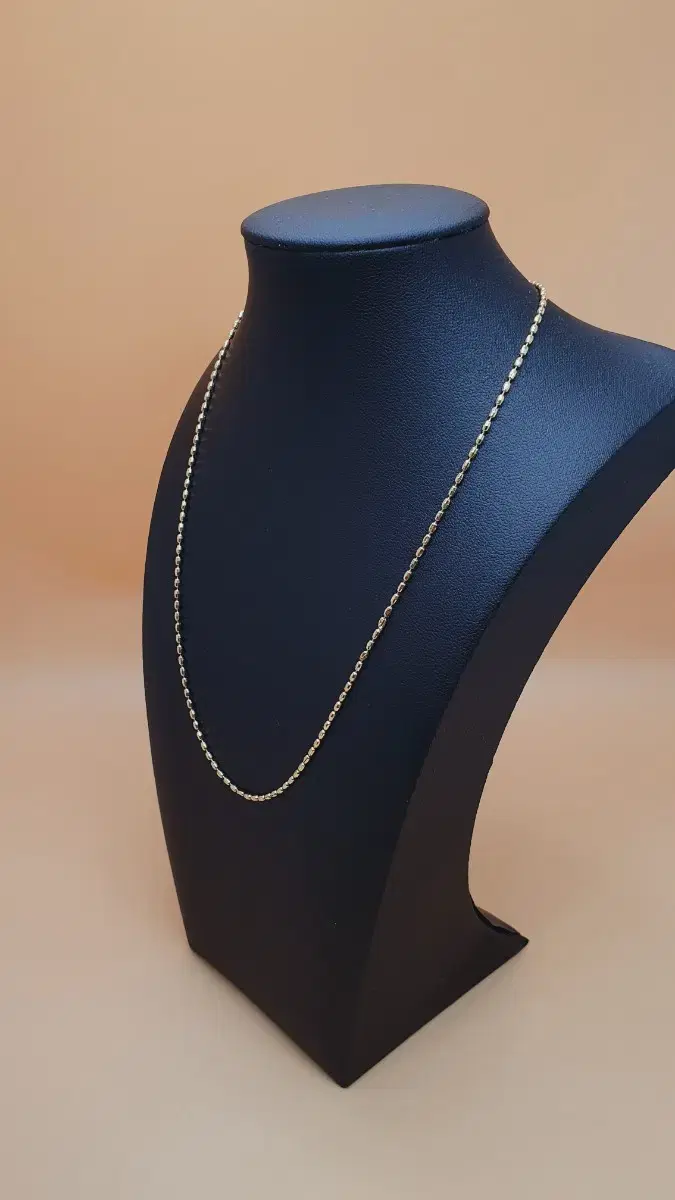 18K yellow gold necklace, 42 cm