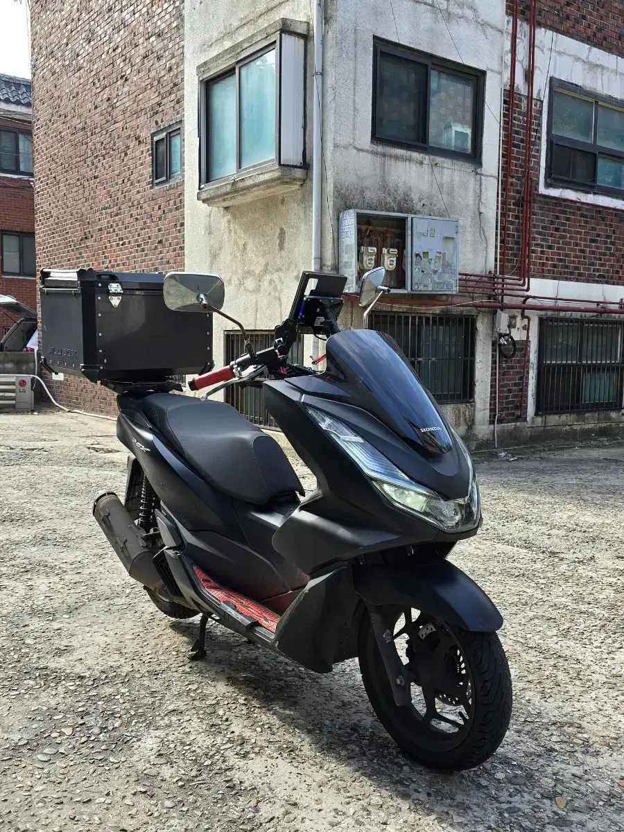 21년식 PCX125 ABS 배달세팅 블랙 팝니다