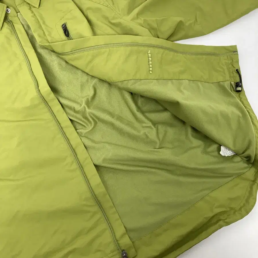 00s Oakley Nylon Shell Jacket