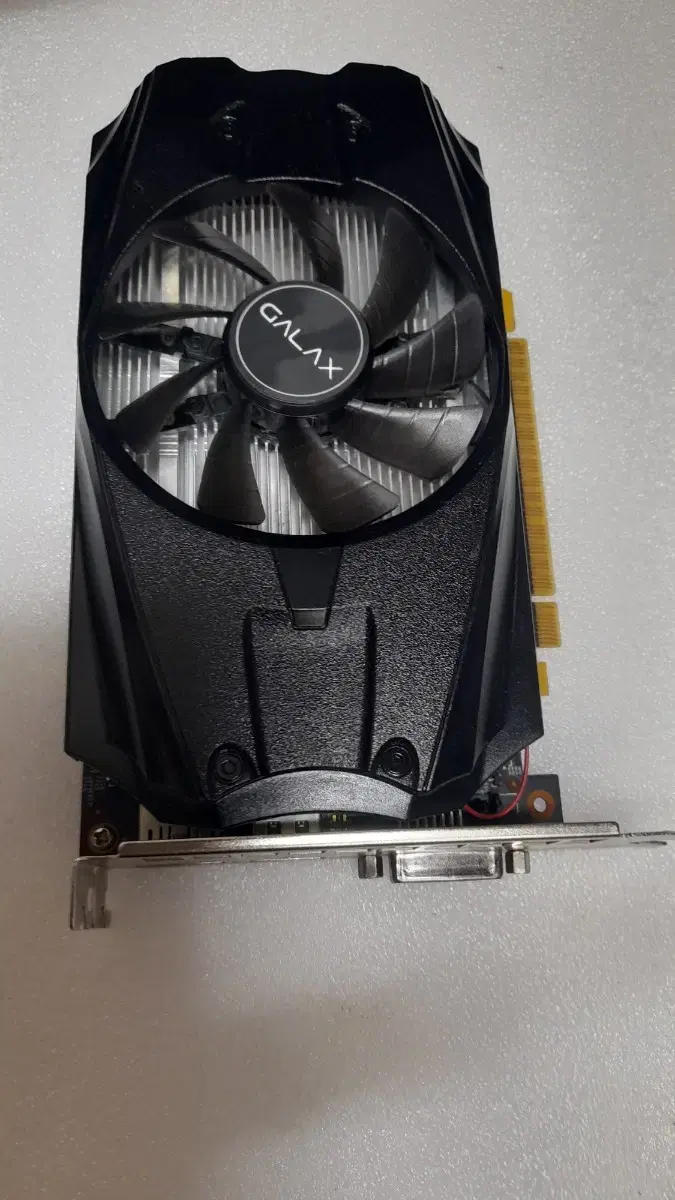 GTX1050 2GB 그래픽카드