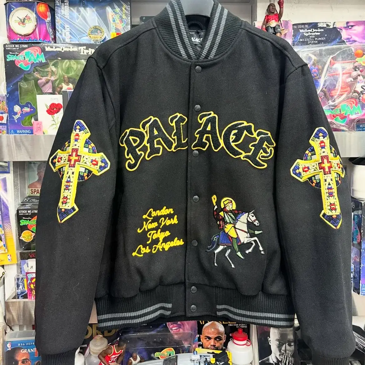 팔라스 세인트 바시티 Palace Saints Varsity Jacket