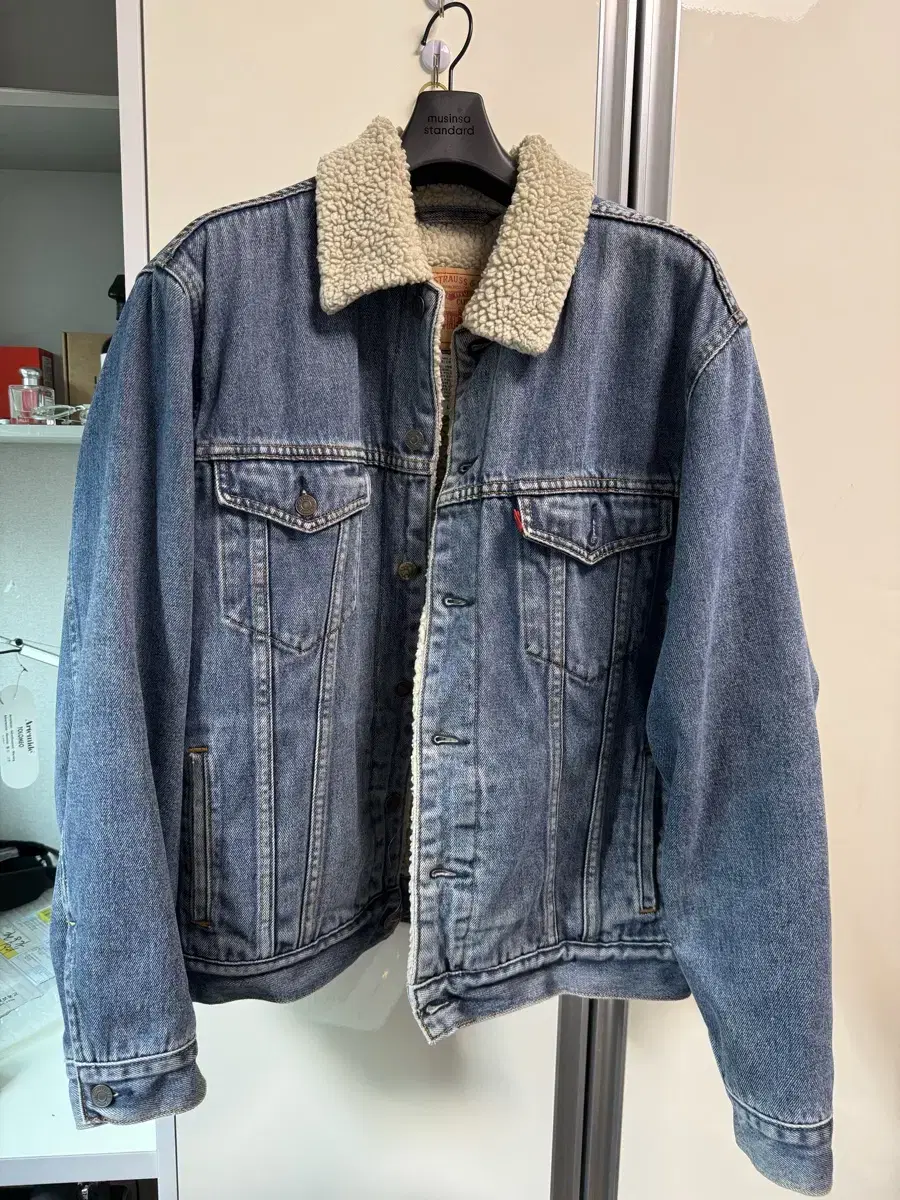 Levi's Sherpa Jacket L (London Vintage)