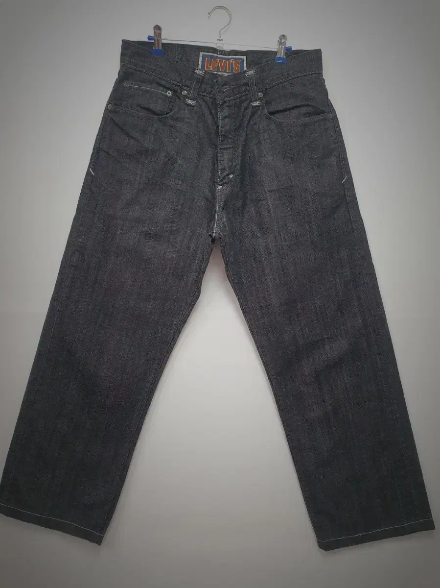 Levi's 569