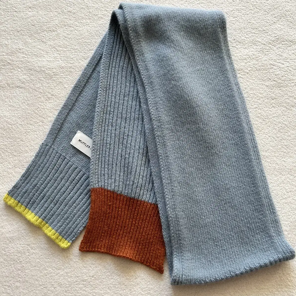 머플러그랜마 울 Tri Color Block Muffler