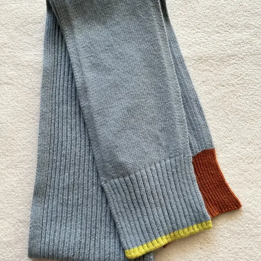 머플러그랜마 울 Tri Color Block Muffler