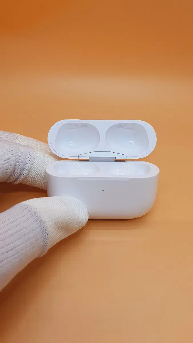 AirPods Pro 2nd Gen Bodies, Class A, Lightning, L9P to L9P