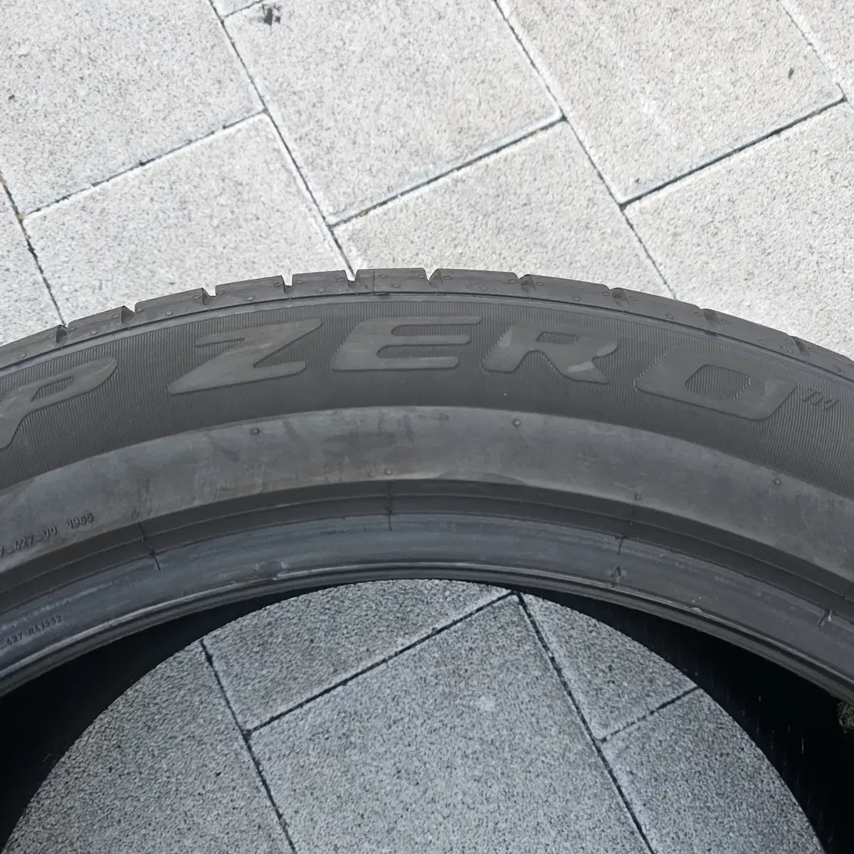 275/45R21  벤츠  순정타이어  1본 판매