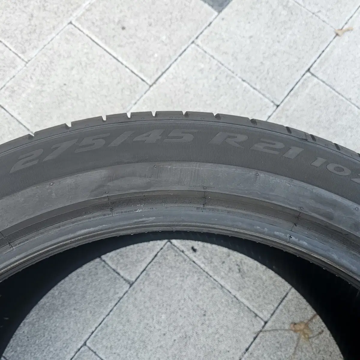 275/45R21  벤츠  순정타이어  1본 판매