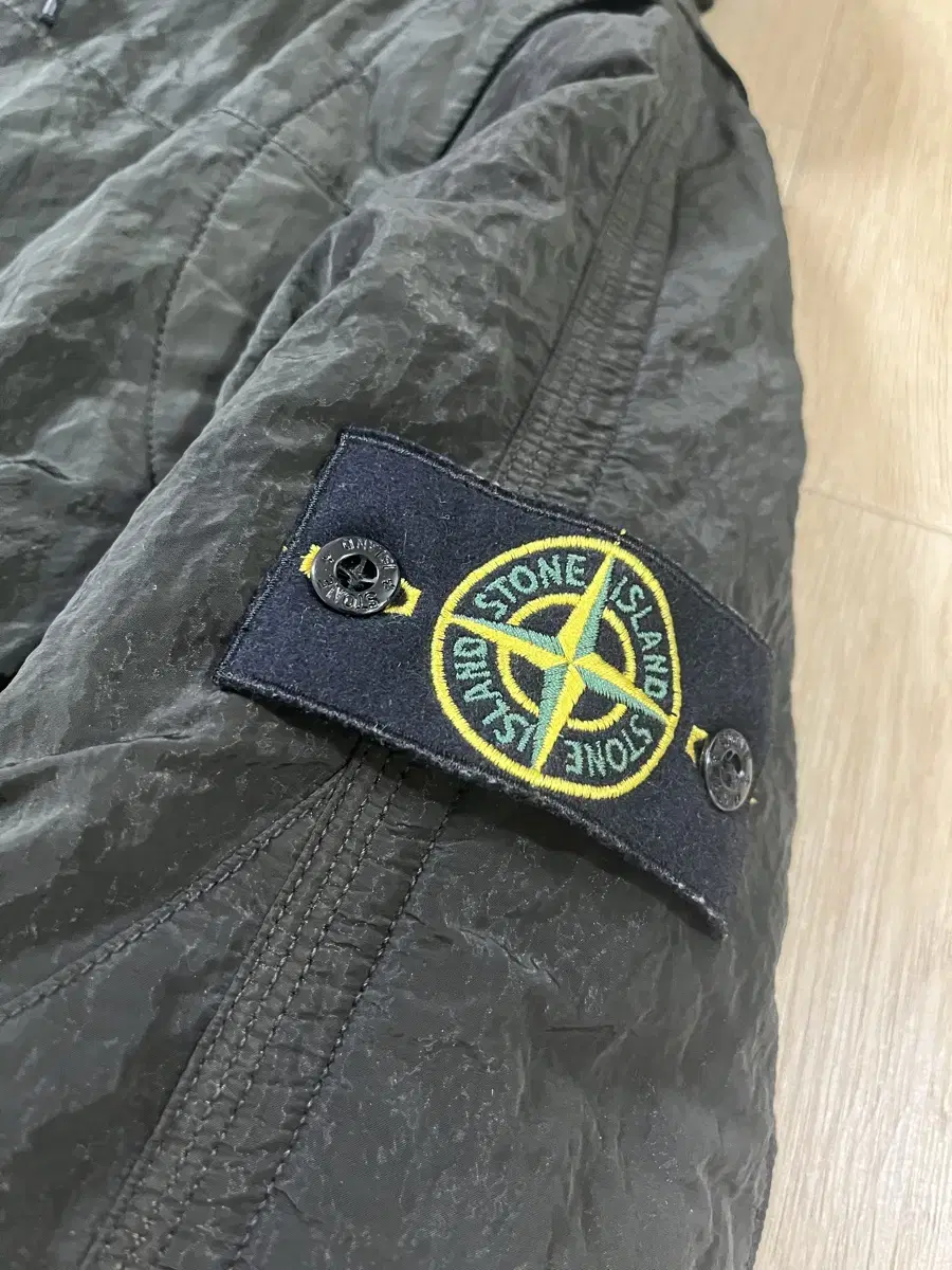 Stone Island Goose Padding M