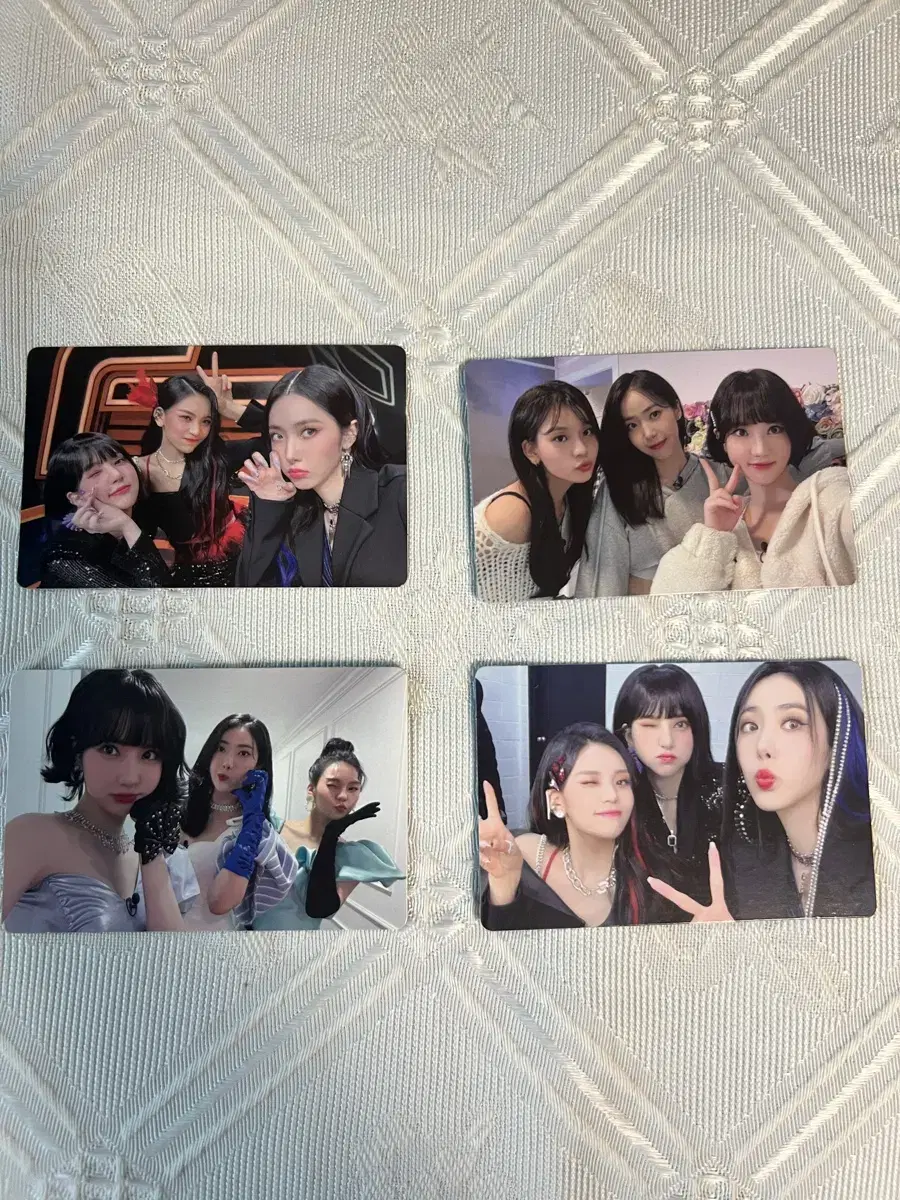 Viviz bibi bibi group photo kard wts bulk wts eunbi eunha umji