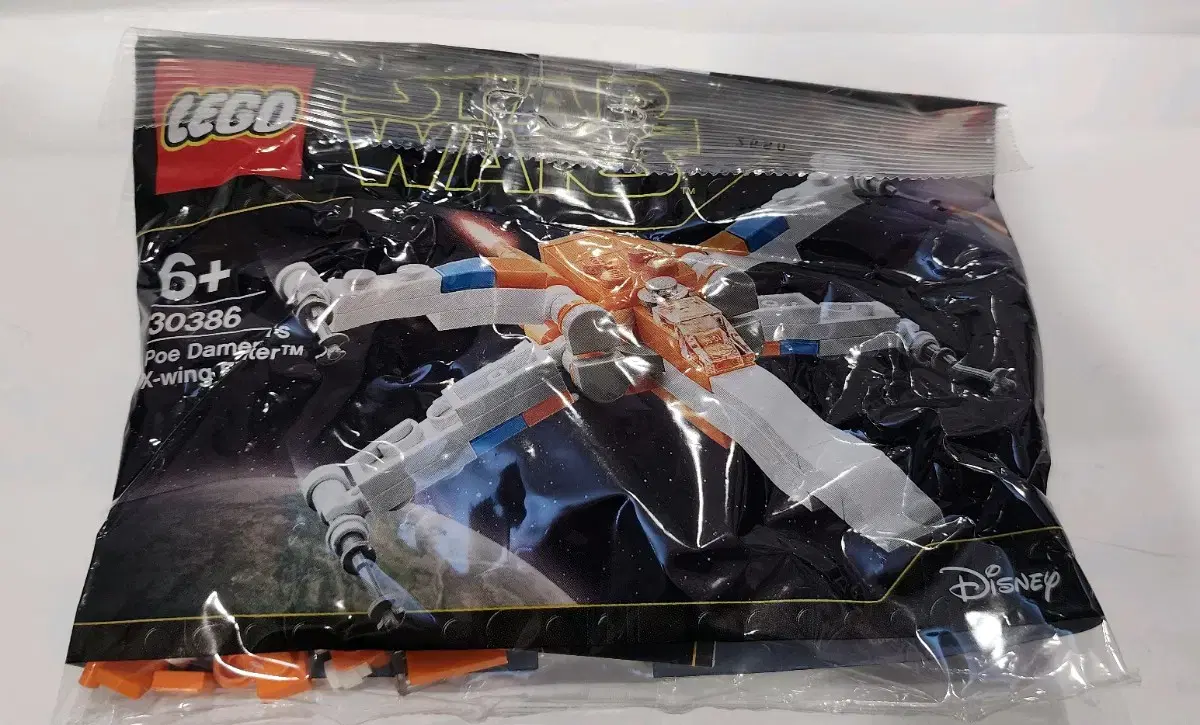 (New) LEGO Star Wars Dameron X-Wing Fighter Polybag