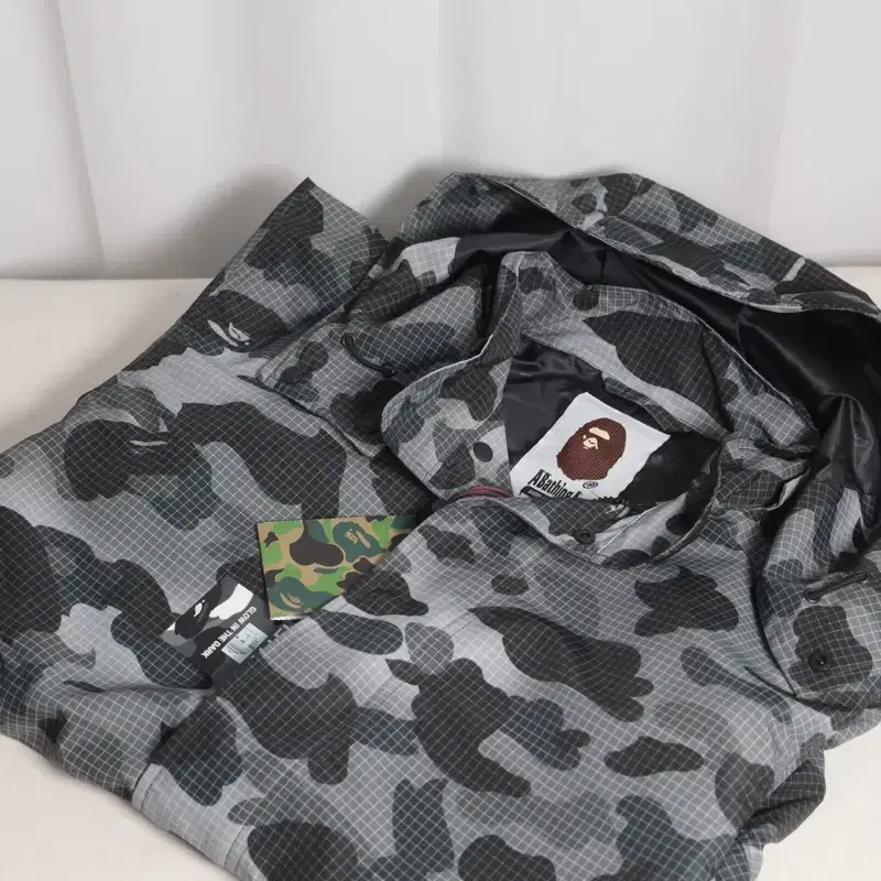 Bape 카모플라쥬 야상 자켓