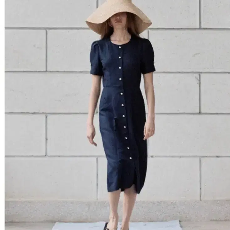 시앤느(SIENNE) Julia Goldish Dress