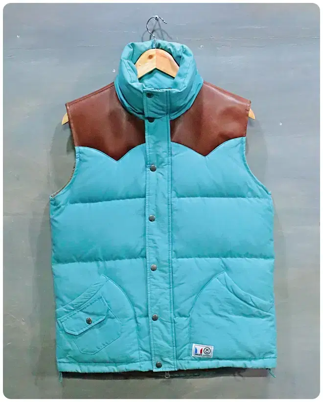 [L] Millet x Covernat Western Cowhide Goose Down Padded Vest (30% off)