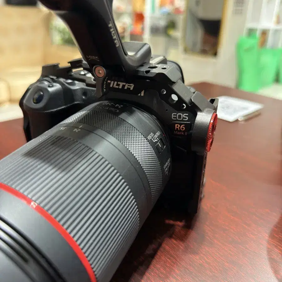 Eos r62+rf24-240 상태좋음