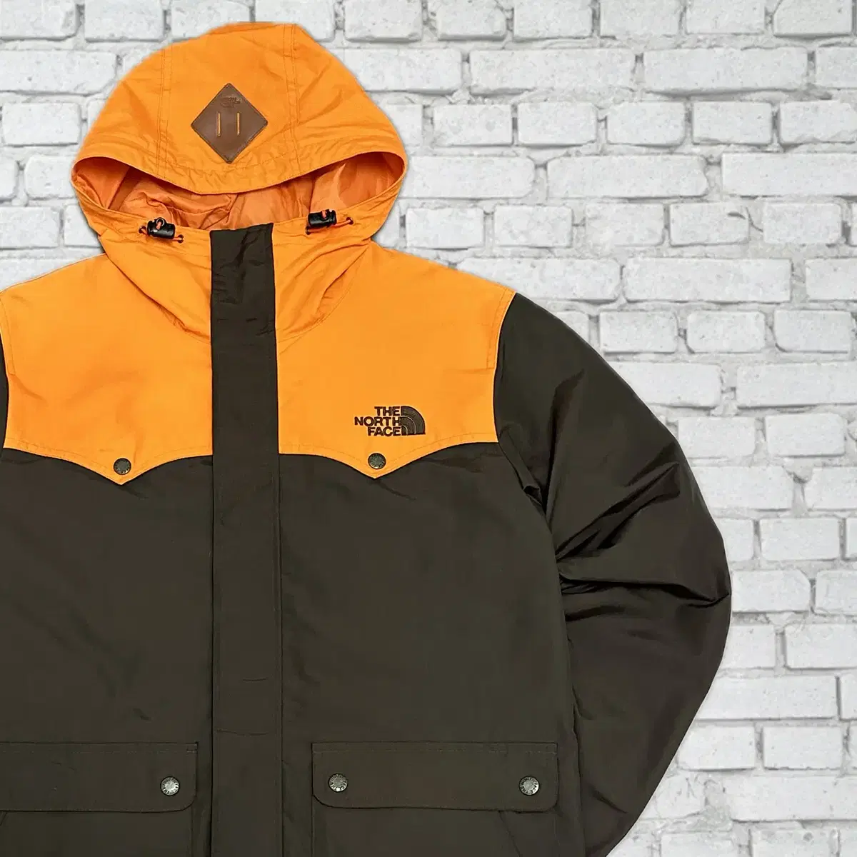 (1442) The North Face Vintage Two-Tone Windbreaker 95