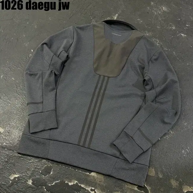 L ADIDAS ZIPUP 아디다스 집업