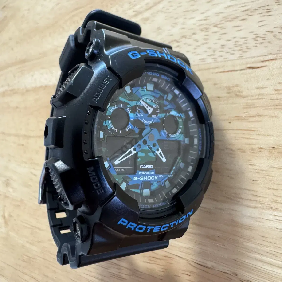 지샥 빅페이스 (G-SHOCK GA-100) 블루 카모플라쥬 판매합니다