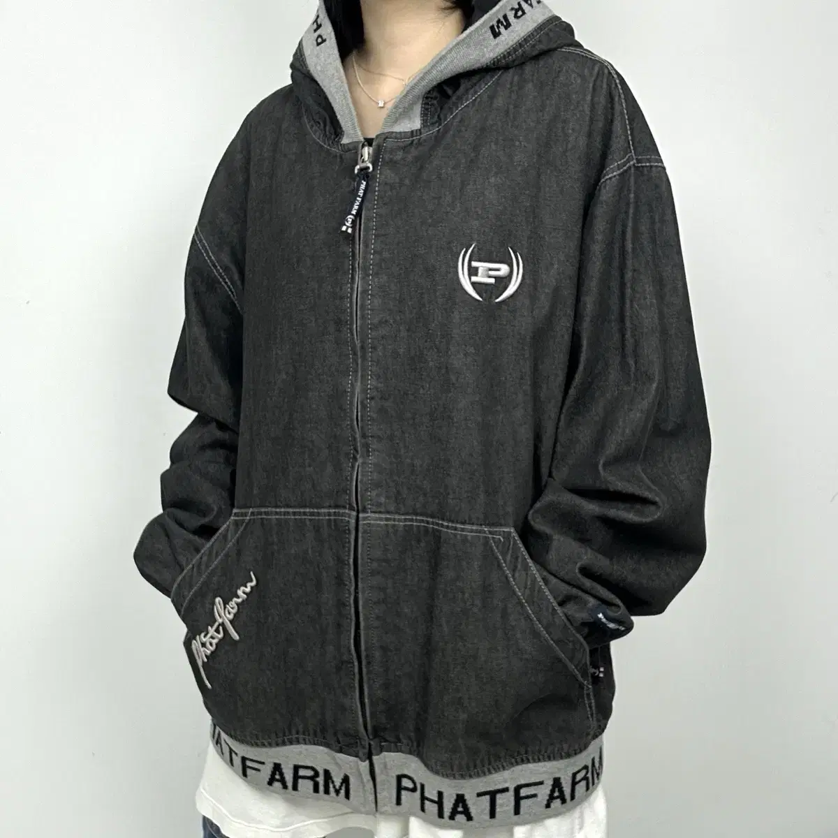 (FREE SHIPPING) 2000s Phatfarm Hip Hop Denim Hooded Jacket