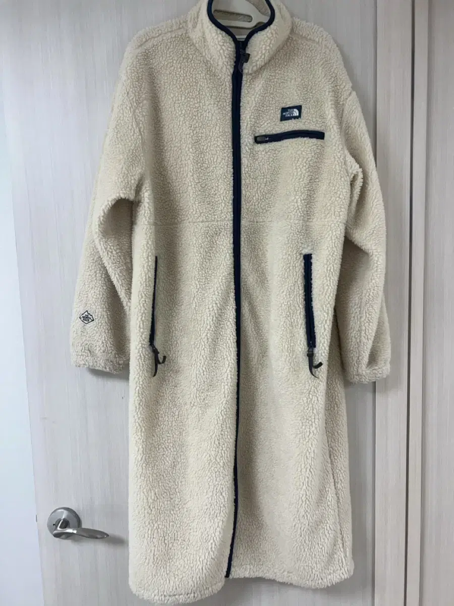 The North Face Teddy Shearling Fleece Coat L