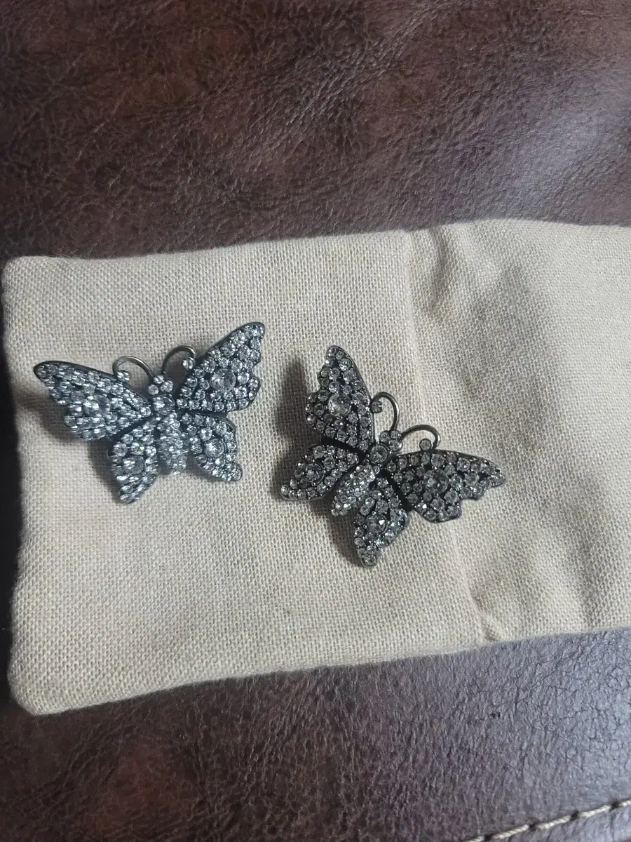 Gucci Butterfly Earrings New