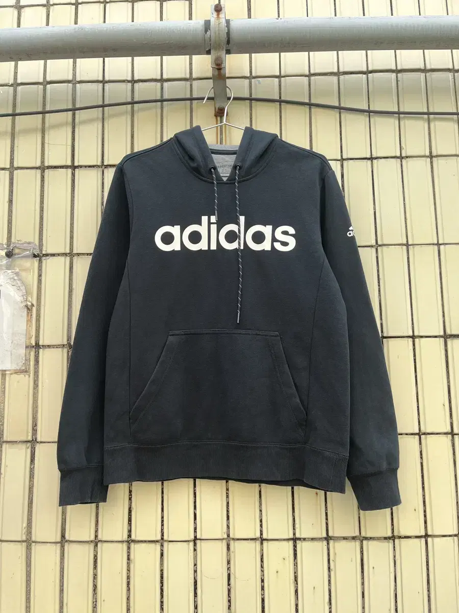 Adidas Basic Logo Hoodie Adidas