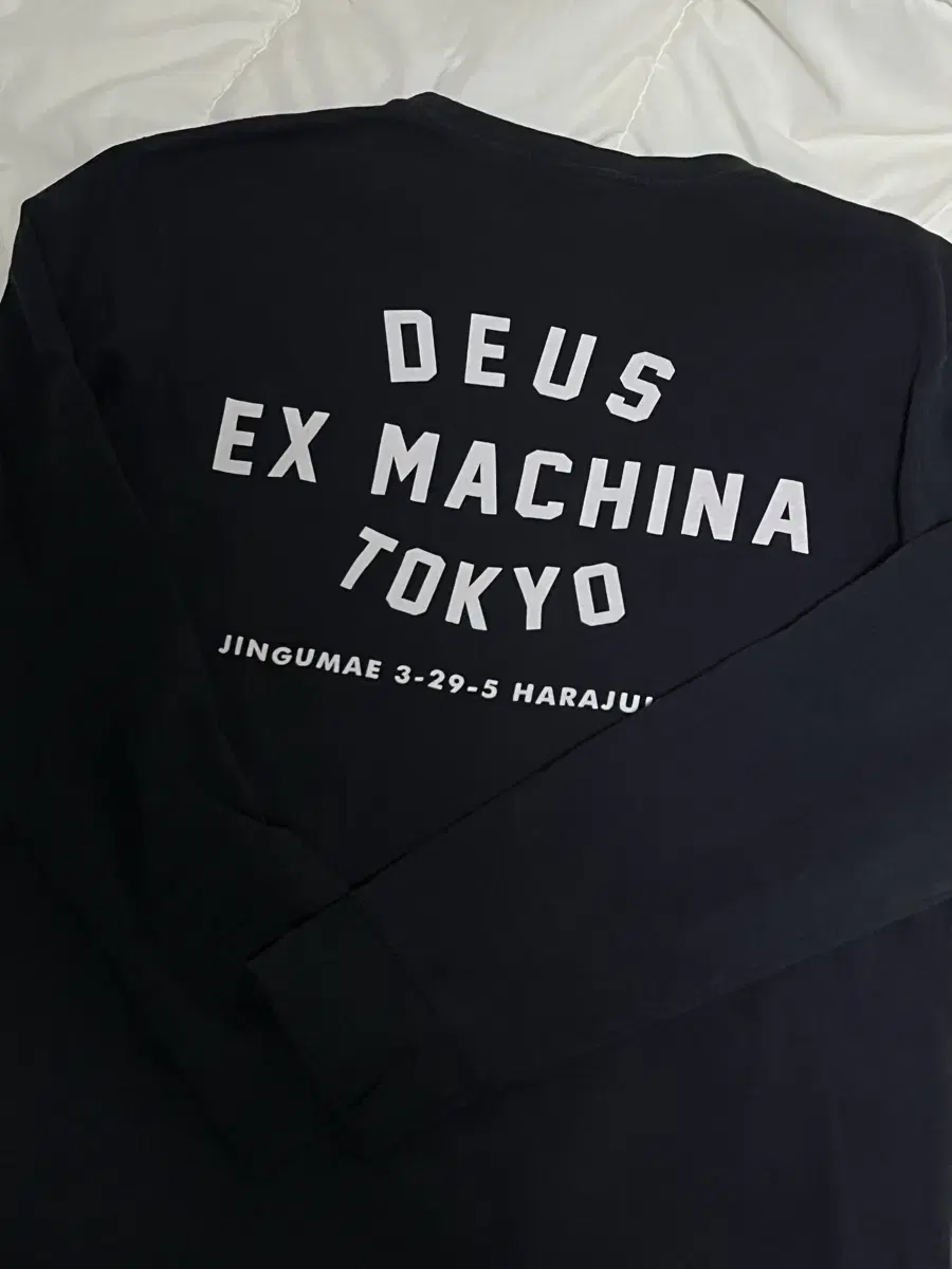 deus tokyo long sleeve size l sell !