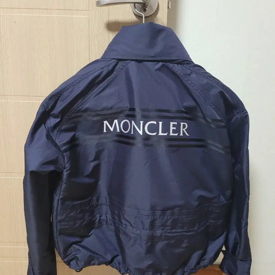 Moncler Saupe Giubbotto 몽클레어 블랙라벨 후드자켓