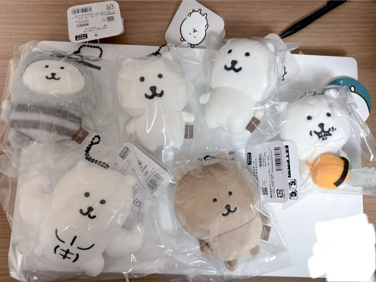 농담곰 마스코트 톱담곰 태닝곰 근육곰 모기곰