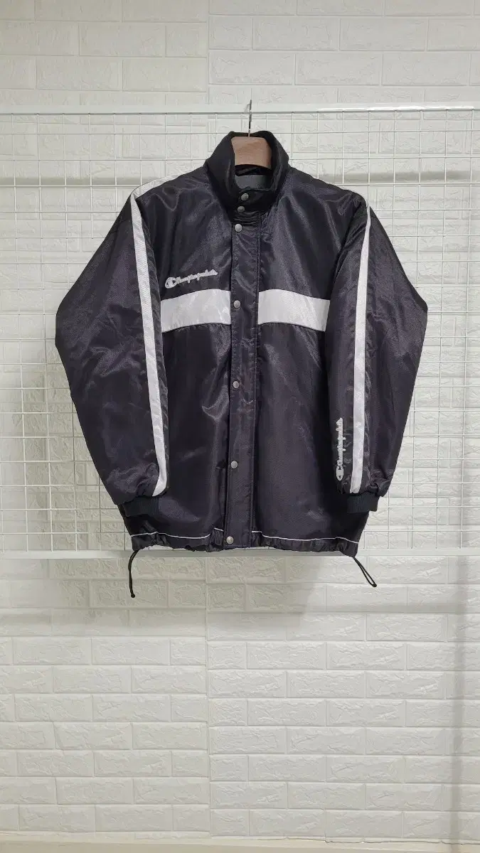 [M-100]Champion JPNJapan Edition BlackXWhite logo old school jacket true to sizeL