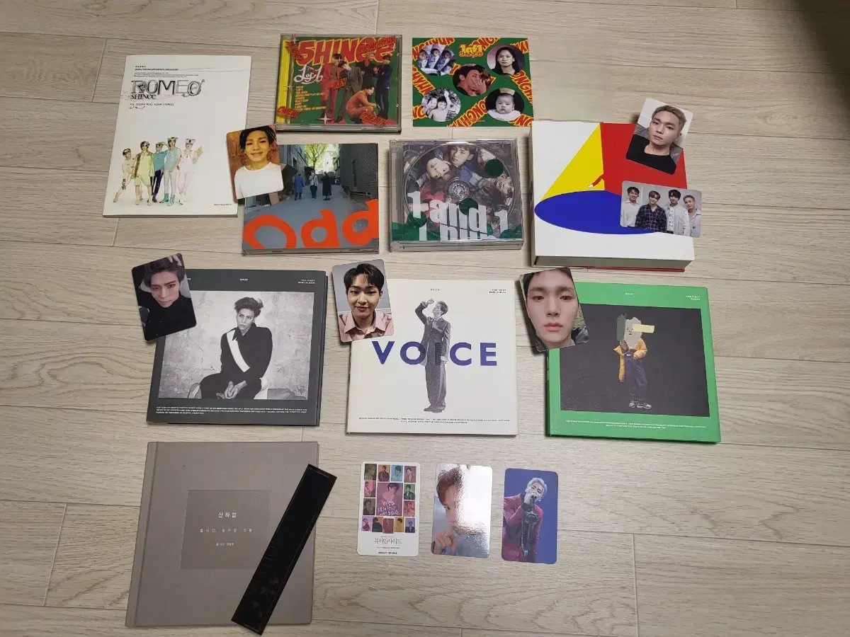 [MooBae]Shinee album jonghyun album photocard and unofficial goods sell in bulk