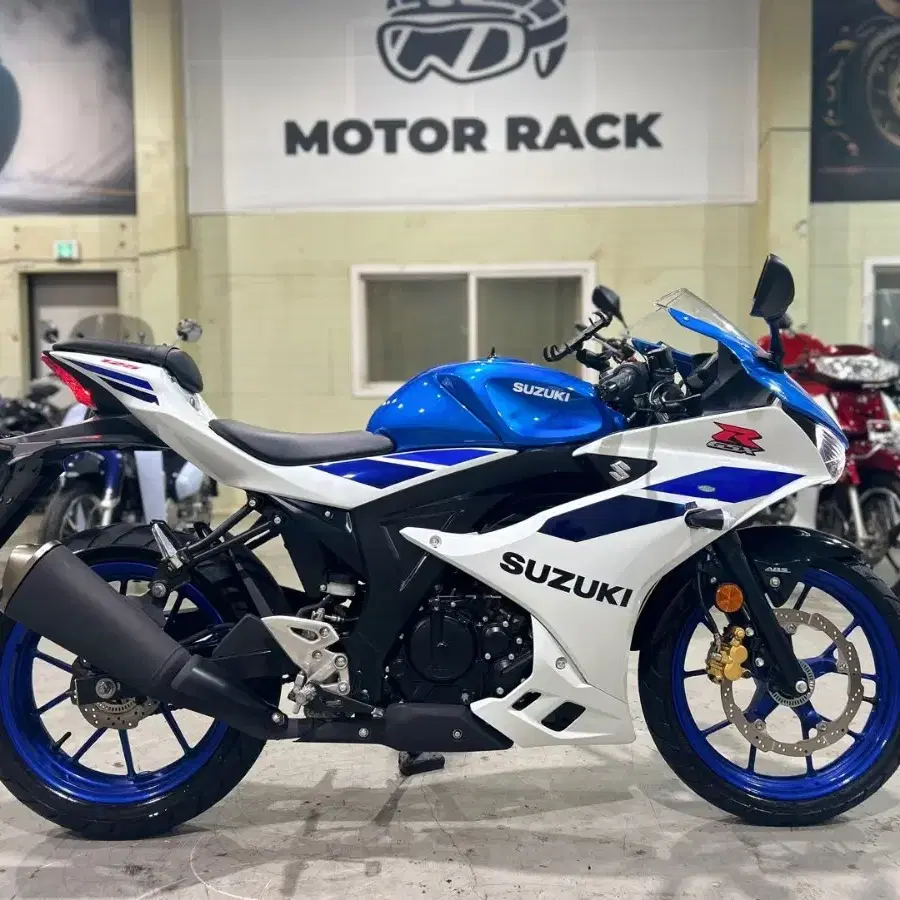 스즈키 GSX-R125ABS 2024년 1300KM 흰파차량판매