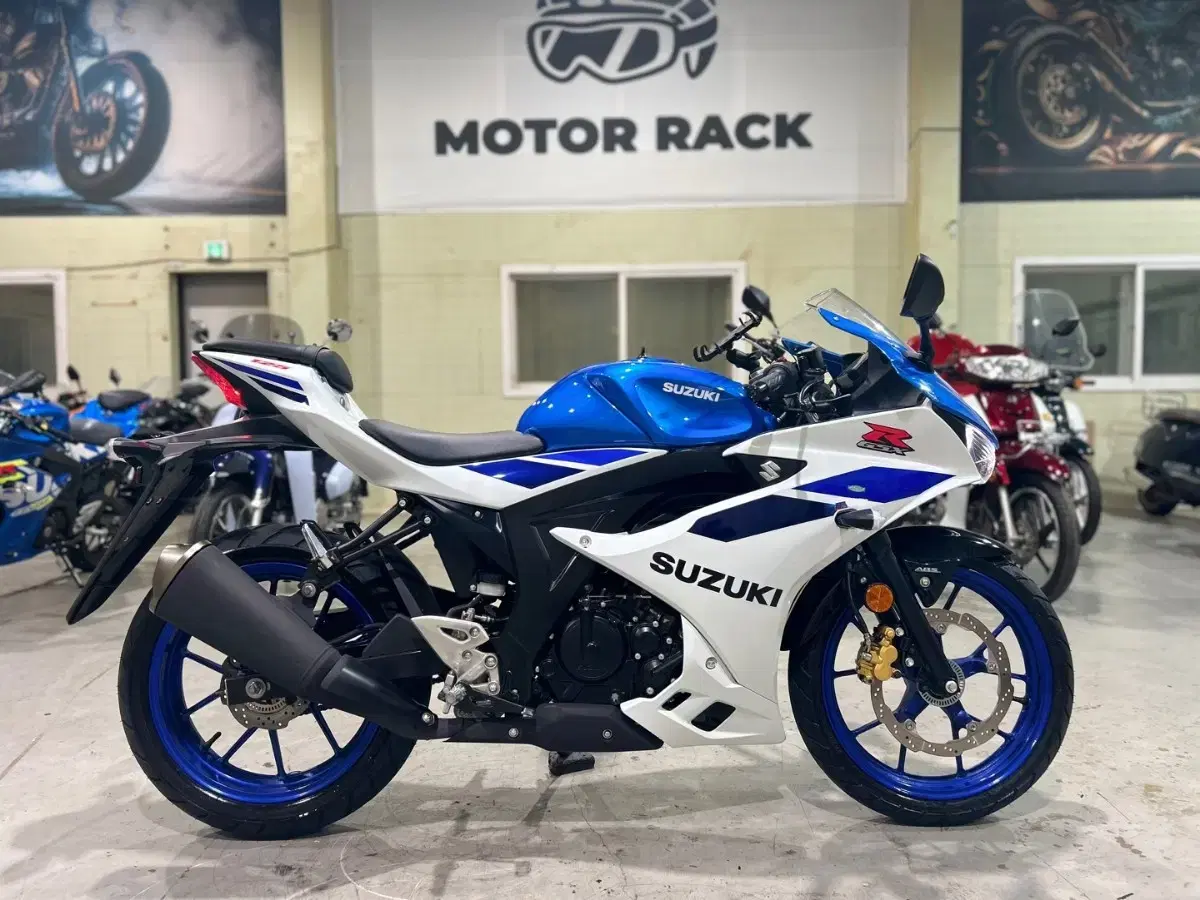 스즈키 GSX-R125ABS 2024년 1300KM 흰파차량판매