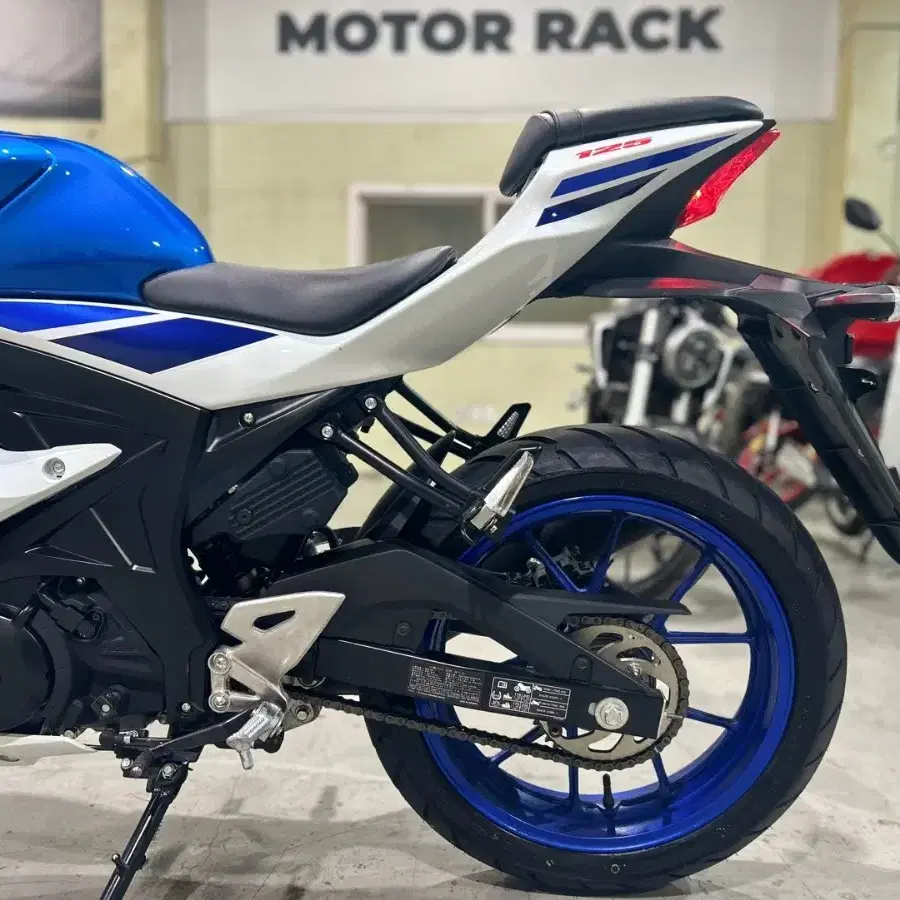 스즈키 GSX-R125ABS 2024년 1300KM 흰파차량판매